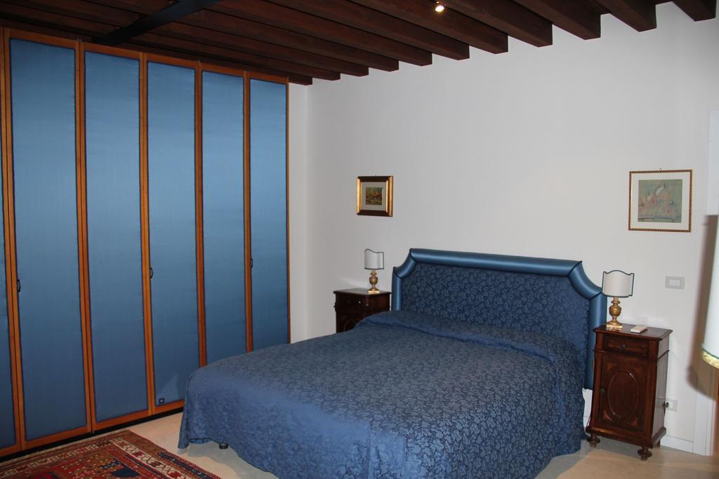 Sarai Apartments Венеция Стая снимка